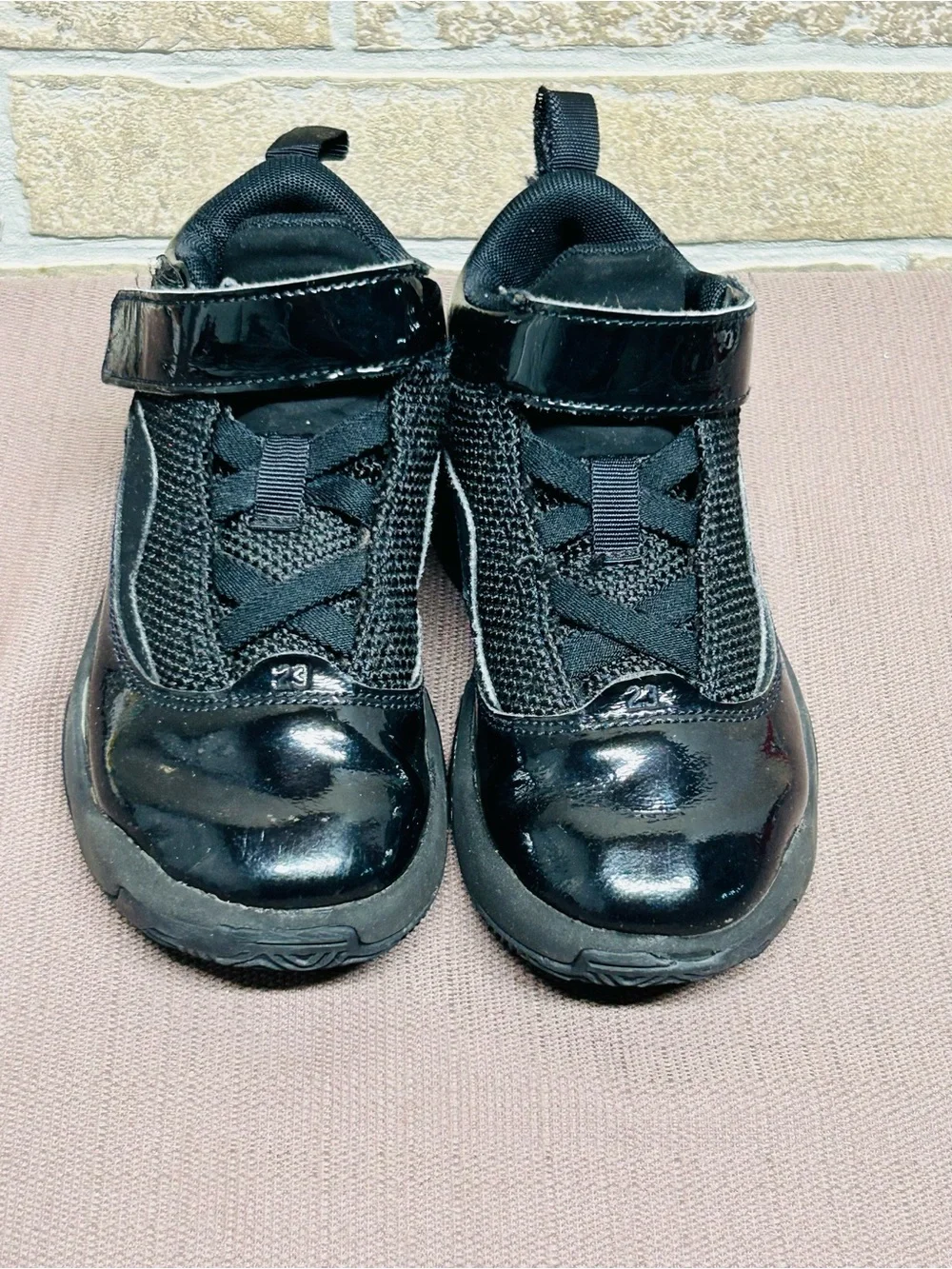 NIKE Air Jordan Max Aura 2 Shoes - Black...